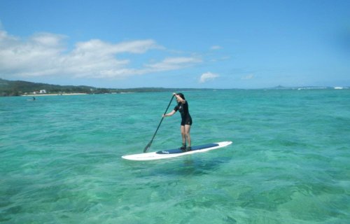 JOY SUP × SURFの沖縄の海をゆったり楽しむ、SUP入門コース